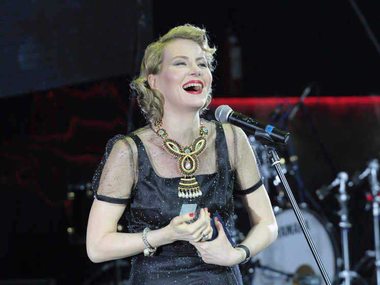   Лилия Шарловская