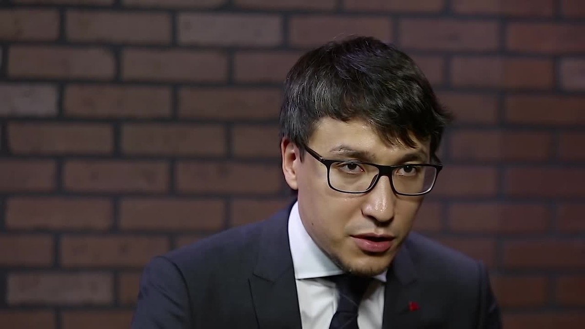 По мнению Абзалова банки хотят превратить наши вклады в ипотечные долги