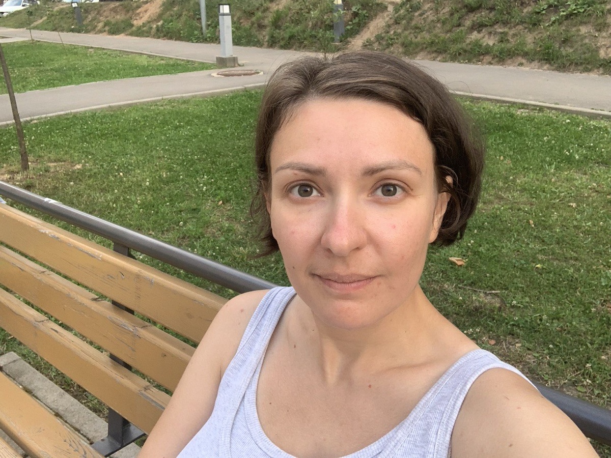 Моя фотография из того периода, сделанная для БП. Стремно было?.. О да! Накопившийся рассинхрон с окружающим пространством и с самой собой налицо