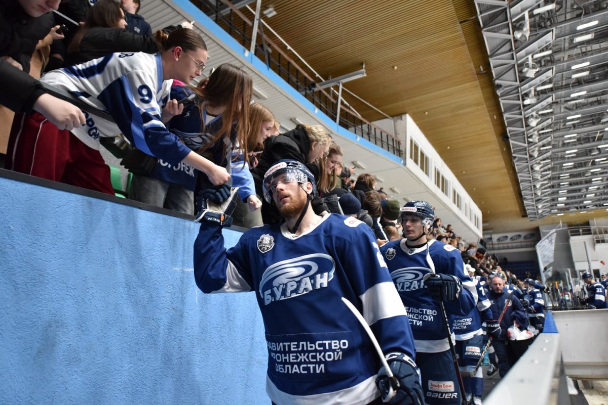     Фото: ХК "Буран"