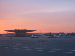 Терминал B («Рюмка»)