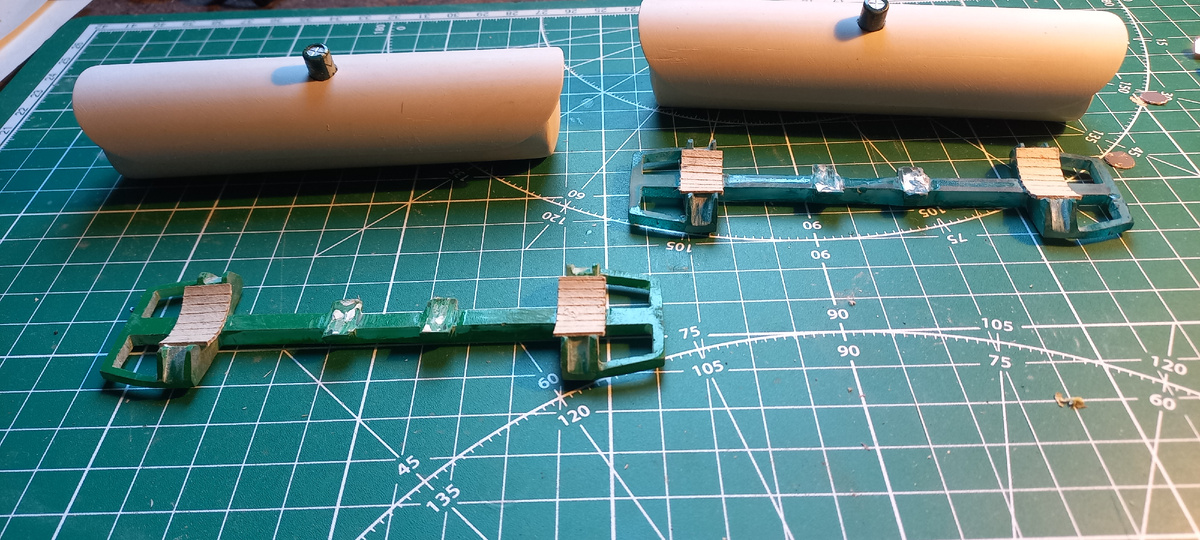 Прокладки на опорах.