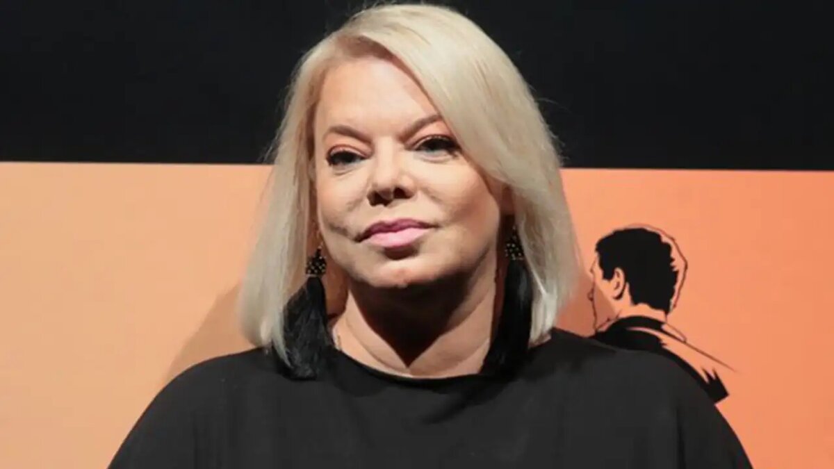    Яна Поплавская