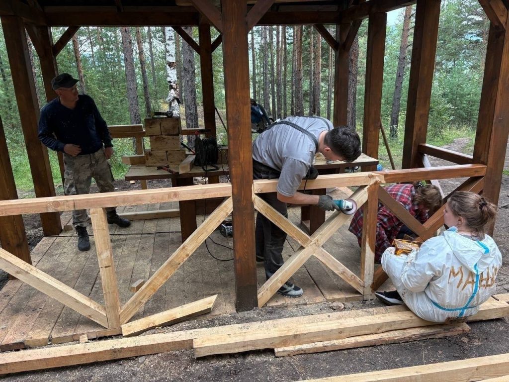 Листайте вправо, чтобы увидеть больше изображений