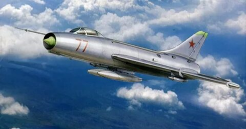 Истребитель Су-7