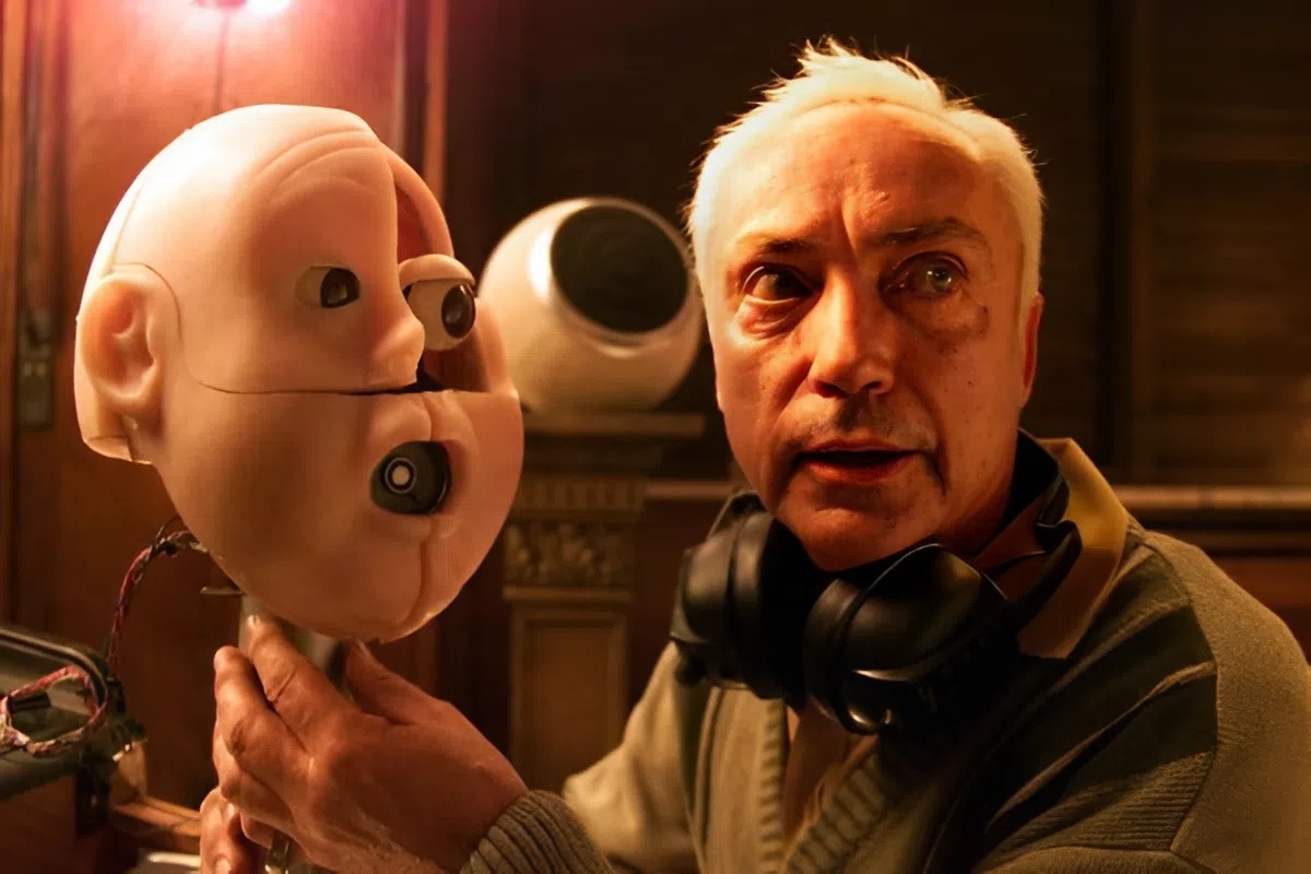 Кадр из фильма «One Point O». Режиссер: Джефф Ренфро. Производство: Armada Pictures, Armada Pictures International, Hakuhodo Incorporated, The Icelandic Film Corporation, Twin Co. Ltd., VIP 2 Medienfonds, ZentAmerica Entertainment