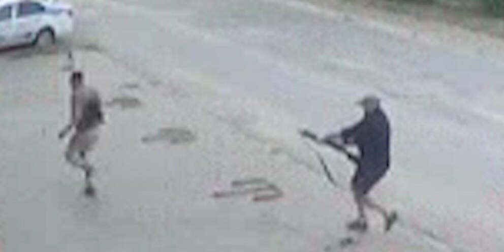 Фото: кадры с камеры видеонаблюдения