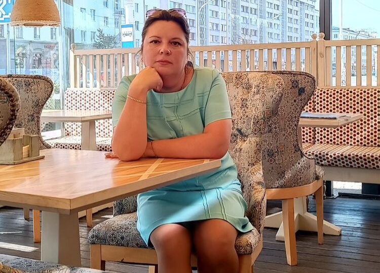 “У меня уже 2 года никого в постели, а ему хоть бы хны!” - пожаловалась 46-летняя подруга. Я дала 2 совета, которых она не ожидала услышать