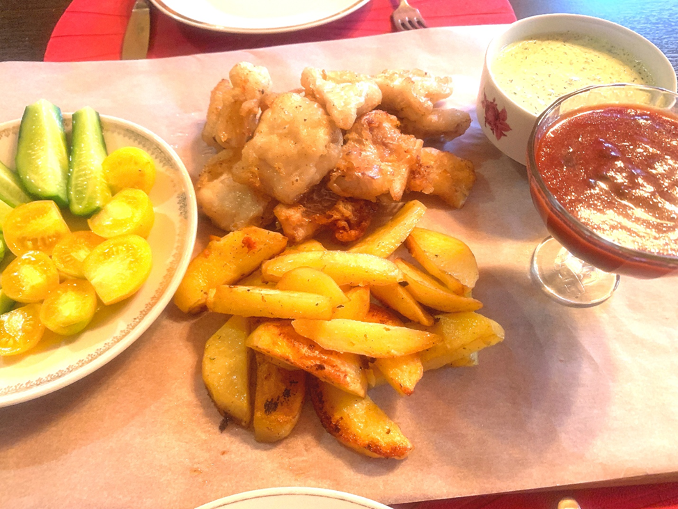 Фиш-энд-чипс по-домашнему: хрустящая треска и картошка