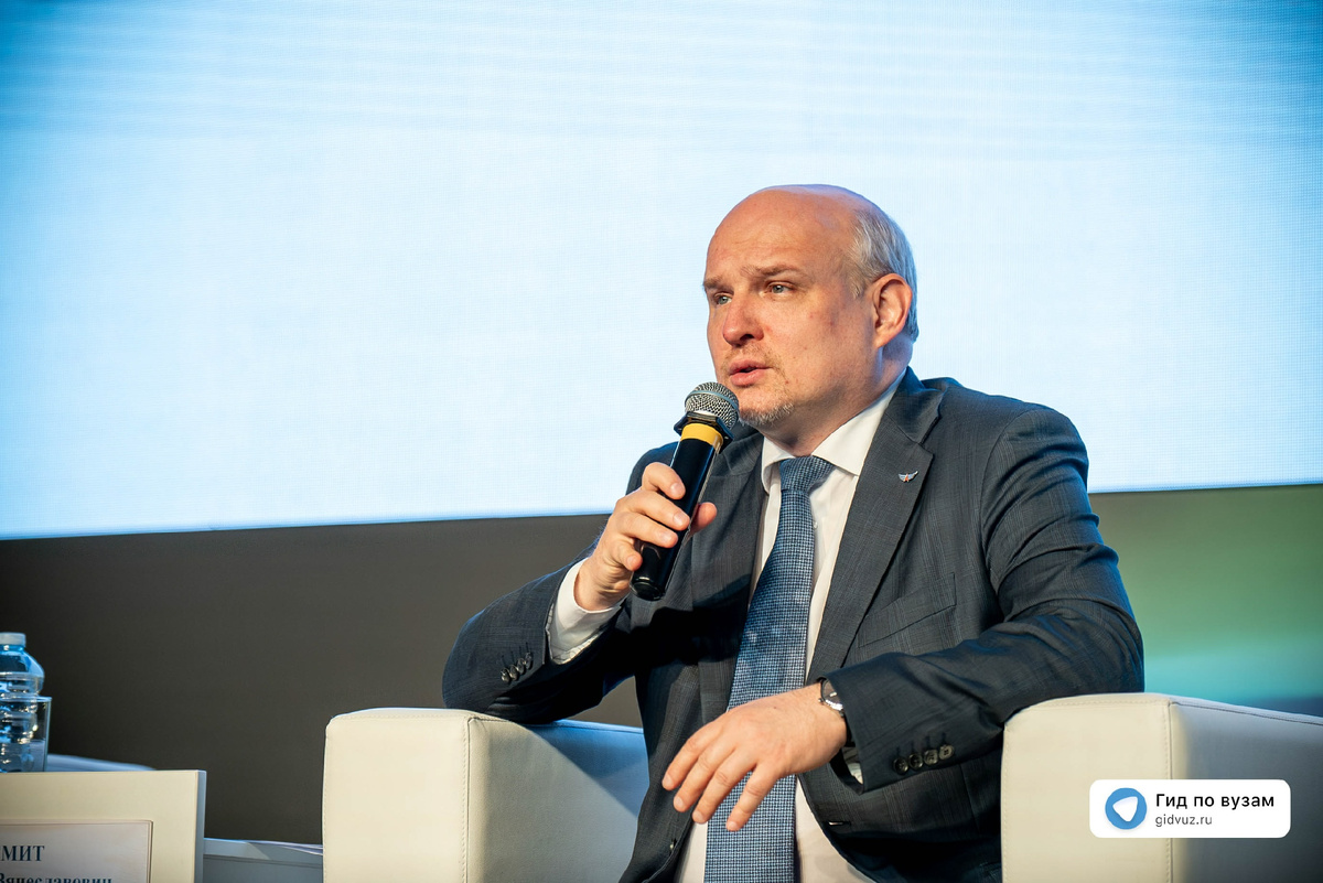 Невский форум 2025. СМИ «Гид по вузам».