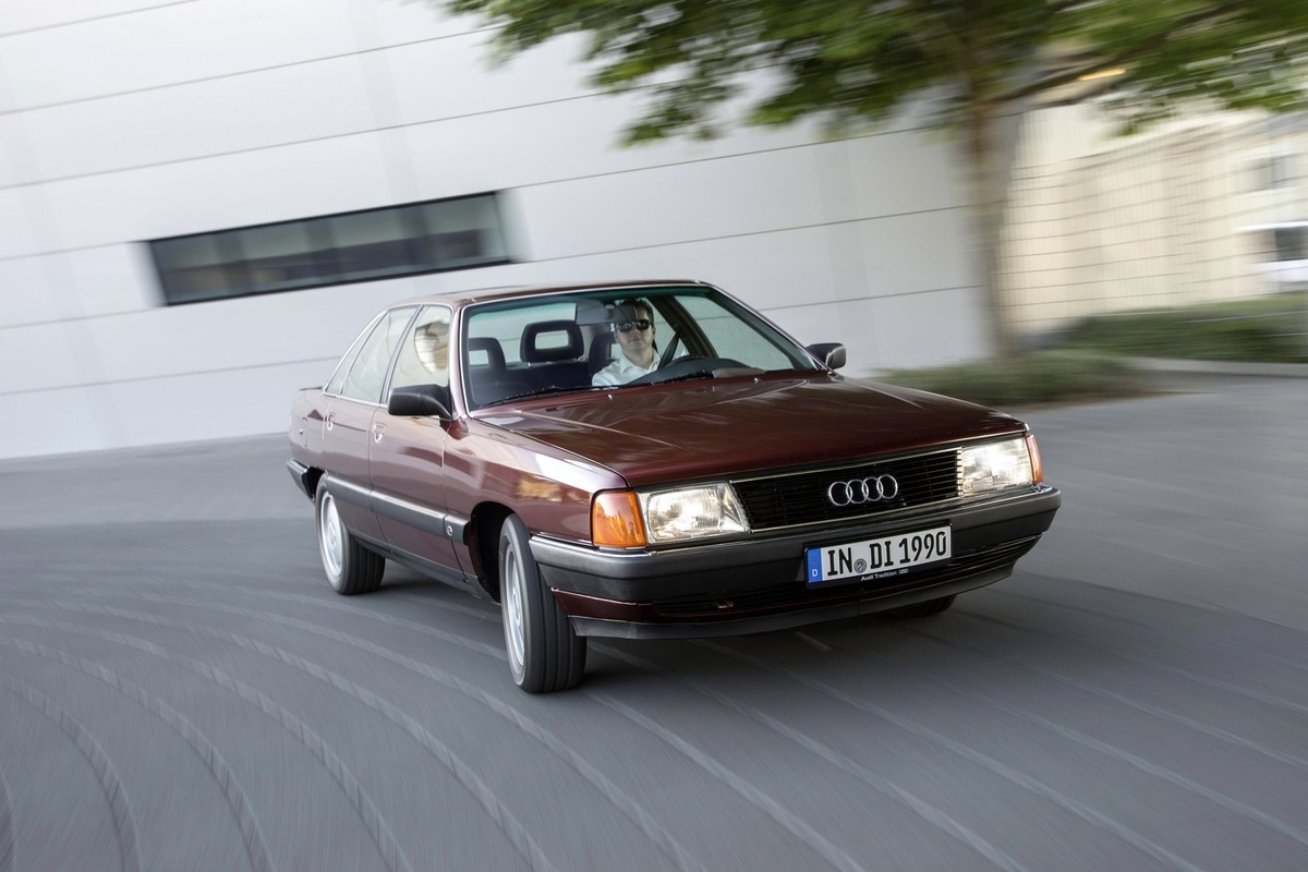    Audi 100