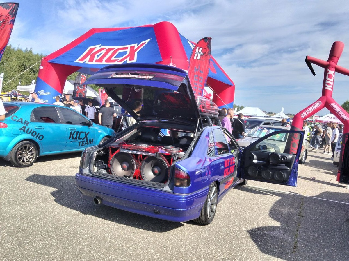 Внушительный размах!