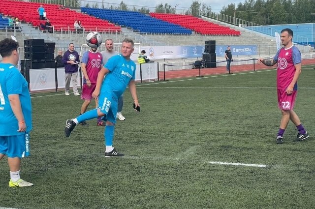    Игорь Ознобихин: «На поле я нападающий, чтобы меньше бегать!» Фото: АиФ/ Александра Михова