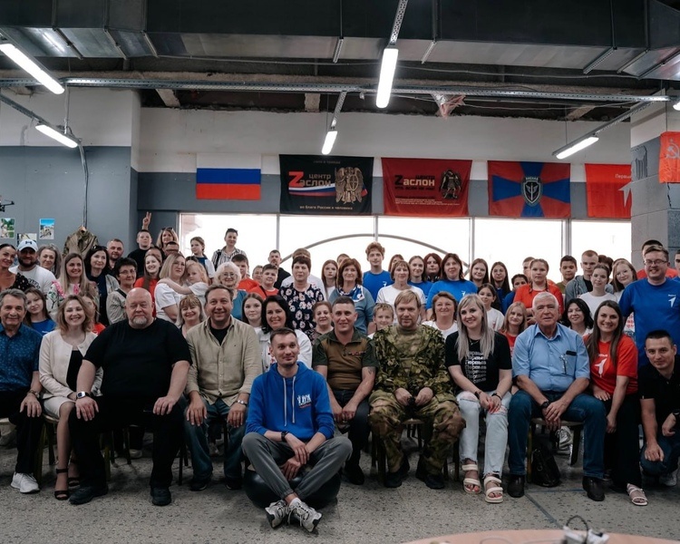     В Курске открылся волонтерский штаб «Мастерская Победы»