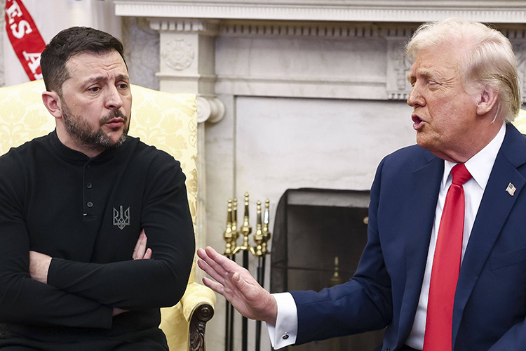    Сегодня Зеленский снова в Вашингтоне по приглашению Трампа. Прошлые переговоры закончились скандалом. Чем кончатся предстоящие, остается только гадать. Но это, безусловно, главное событие дня, за которым будут внимательно следить и в Кремле.   
Фото: © IMAGO/Jim LoScalzo / Pool via CN / imago-images.de / www.globallookpress.com