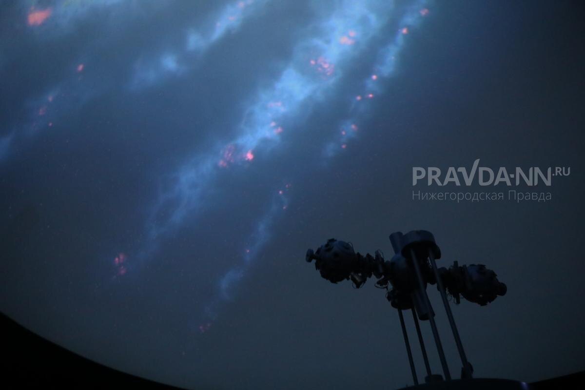    Бескрайнее ночное небо и объекты на нем всегда притягивали человека