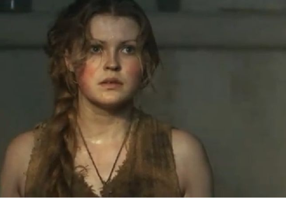 Актриса Екатерина Кулакова в образе Ефросиньи Фёдоровой (кадр из фильма «Царевич Алексей» 1997-го года)