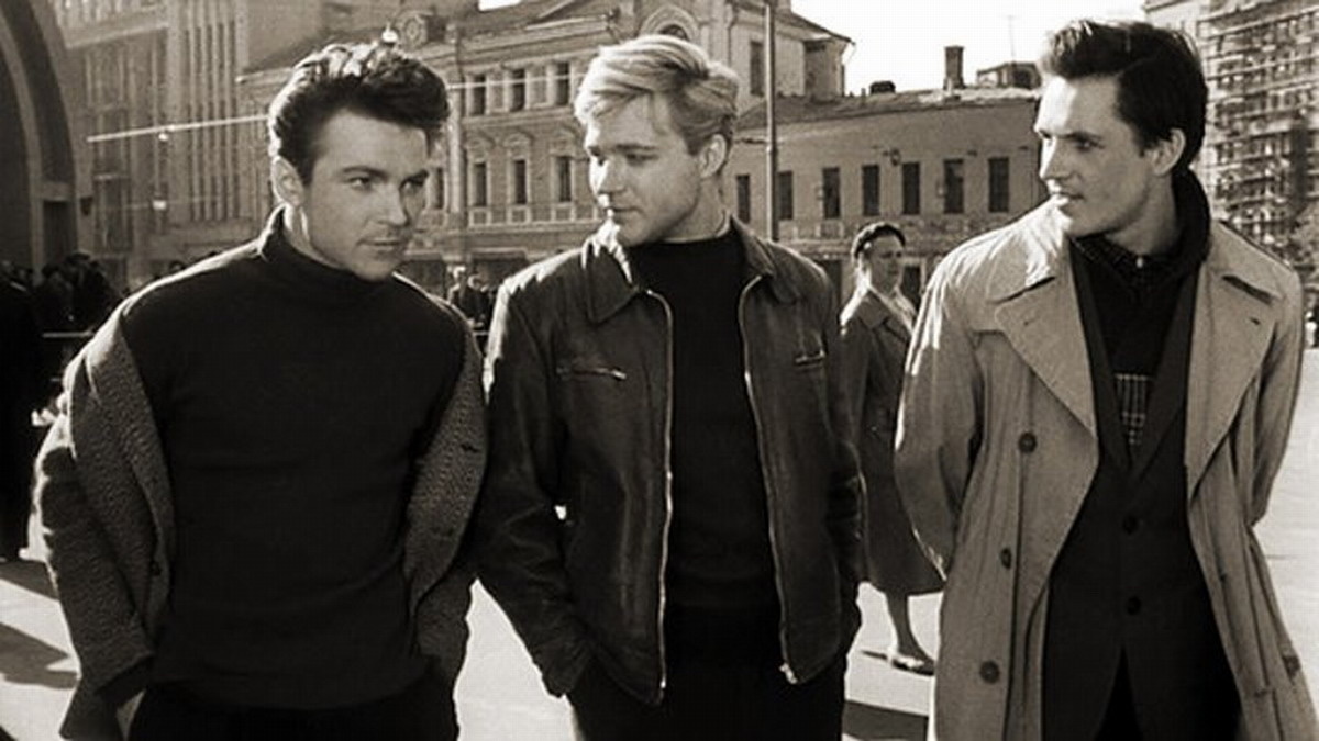 Кадр из фильма "Застава Ильича". Все иллюстрации - Яндекс-Картинки.