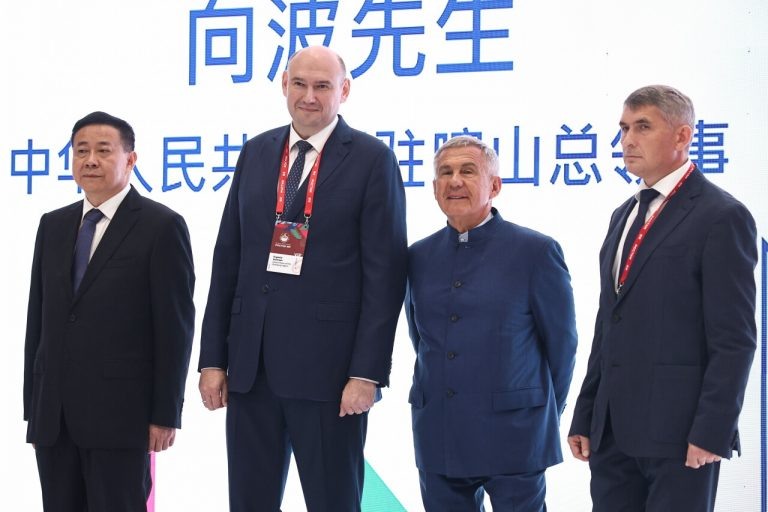    Евгений Солнцев провёл 20 встреч с китайскими инвесторами «О»