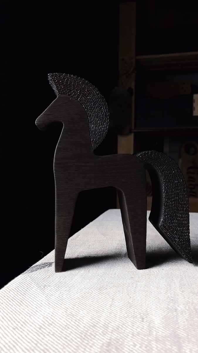 Деревянный конь Crickets home