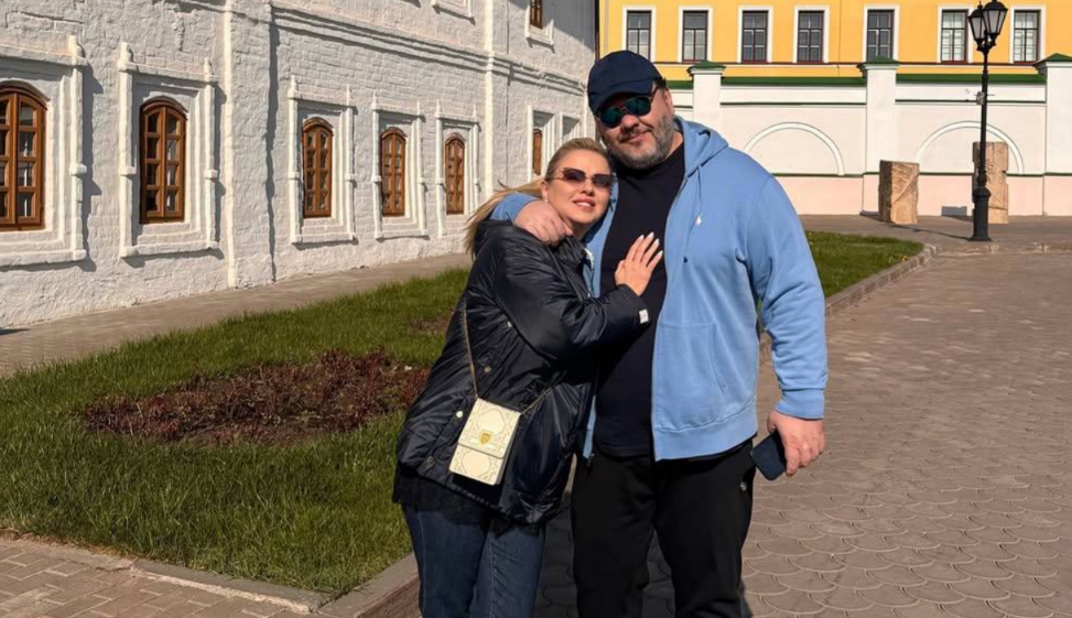 Анна Семенович и Денис Шреер. Фото: Telegram / @annsemenovich