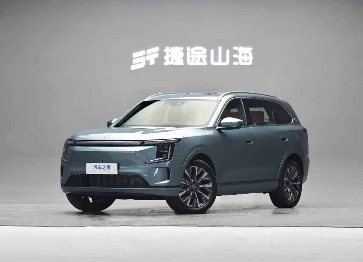 Новый кроссовер Jetour