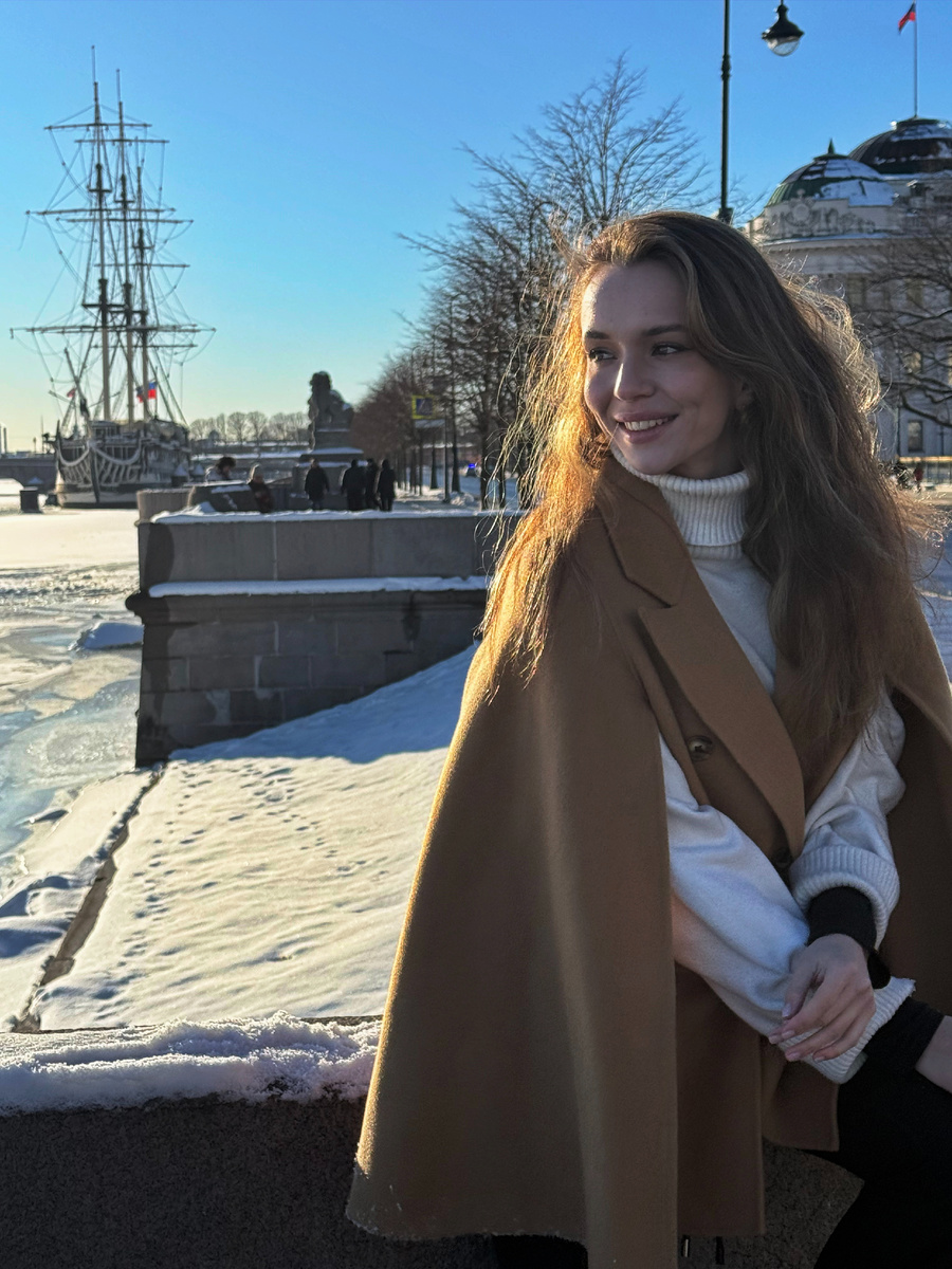 Наша фотосессия зимой у фрегата Благодать в Питере