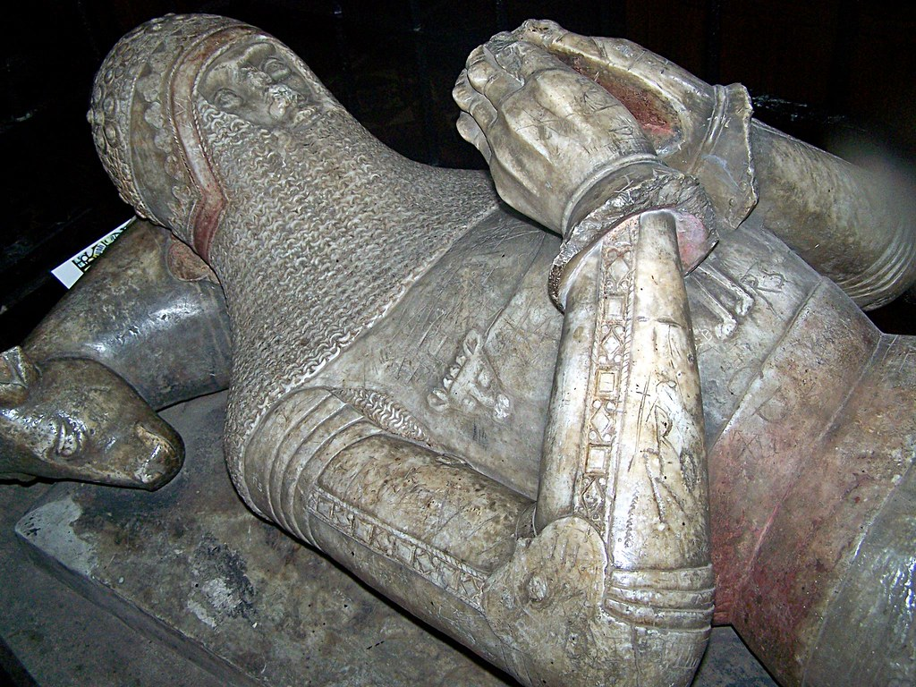 Надгробие сэра Хью Гастингса