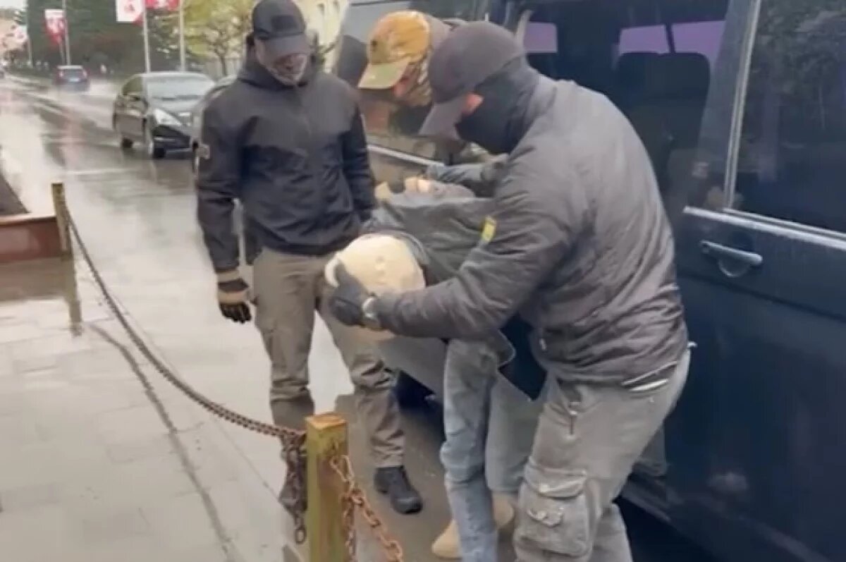    Троянский электромобиль.