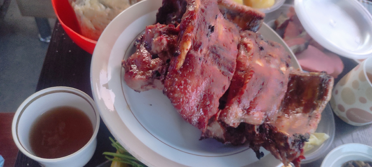 Ребра на решётке жарили