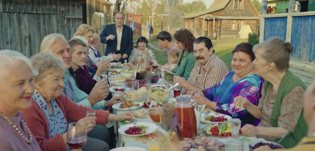 кадр из сериала "Про это самое"