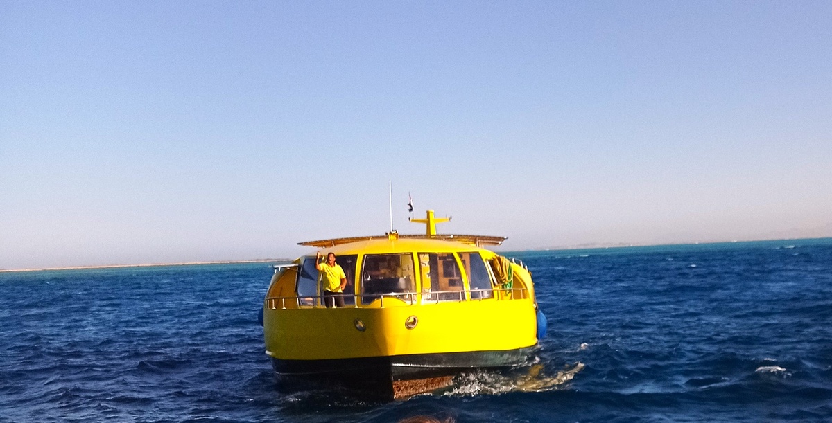 Батискаф в Красном море