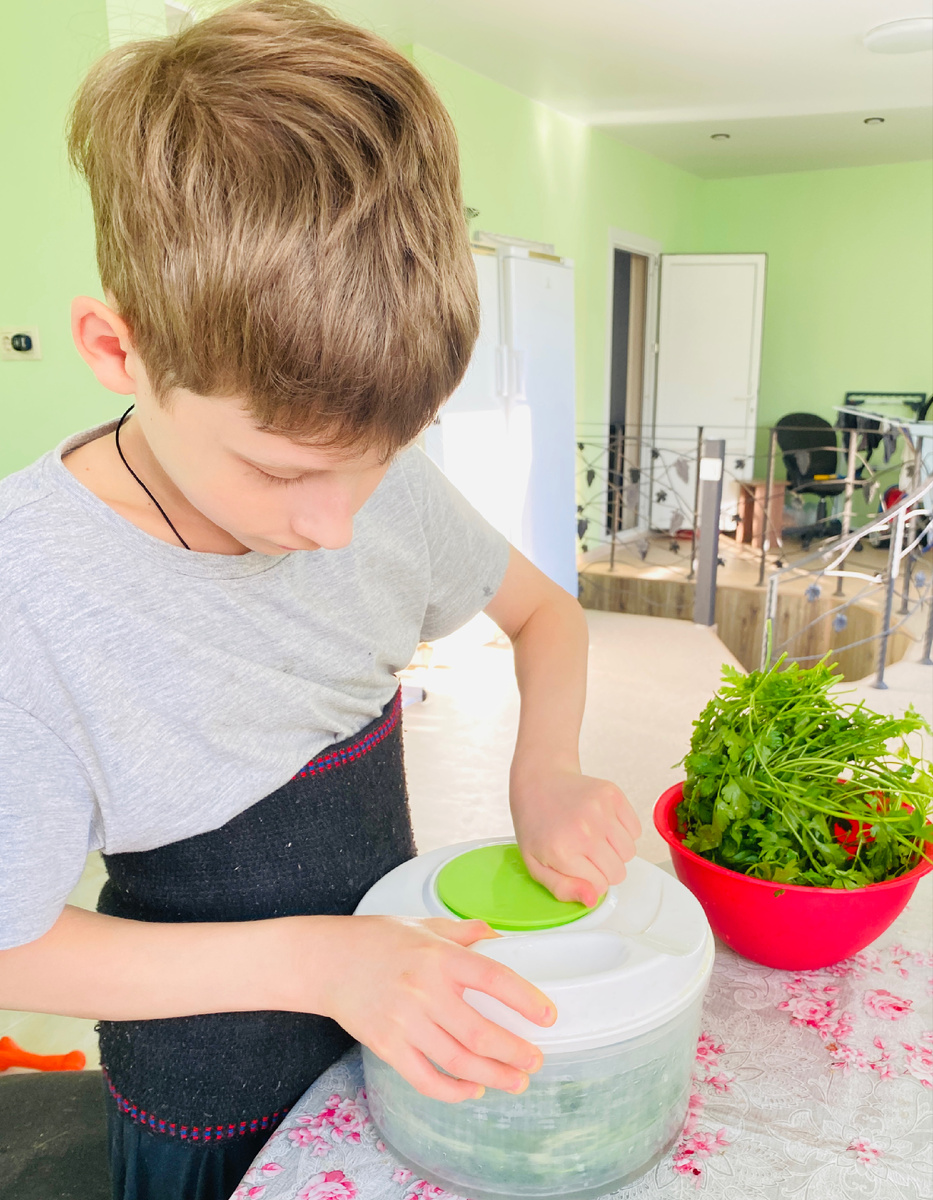 Мой золотой помощник. Фото автора