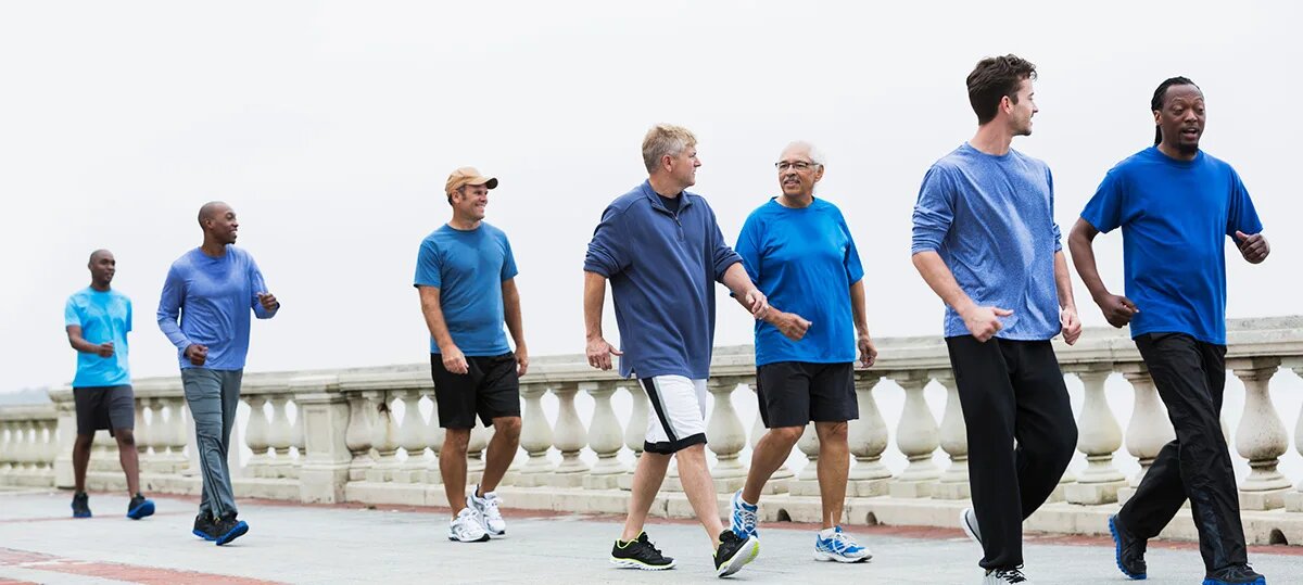 Для среднестатистического человека 7000 шагов — это примерно 5 - 5.5 км, в зависимости от длины шага. 