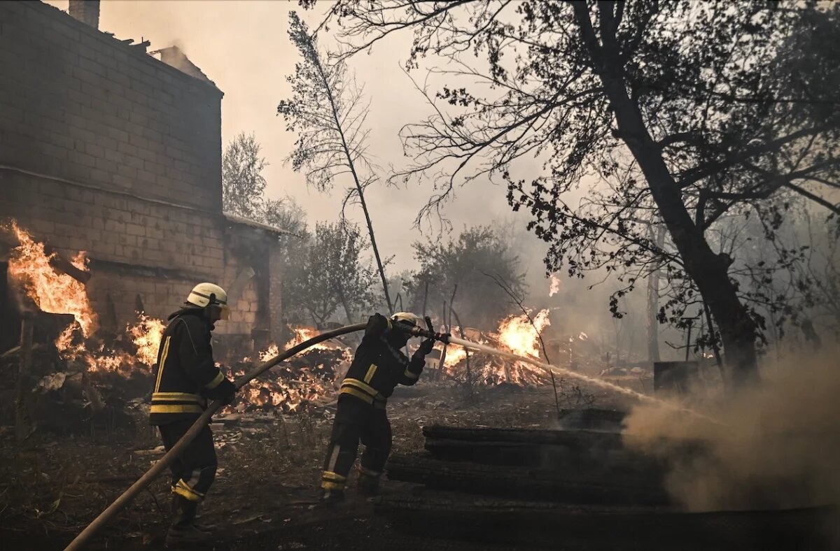    Режим ЧС ввели в Станично-Луганском округе ЛНР из-за пожара