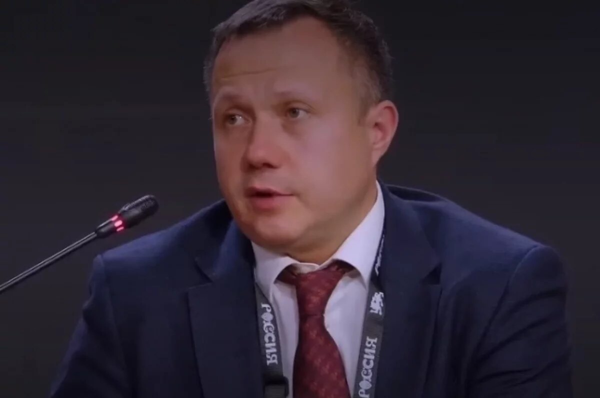    Мишустин освободил Добрякова от должности замглавы Росавиации