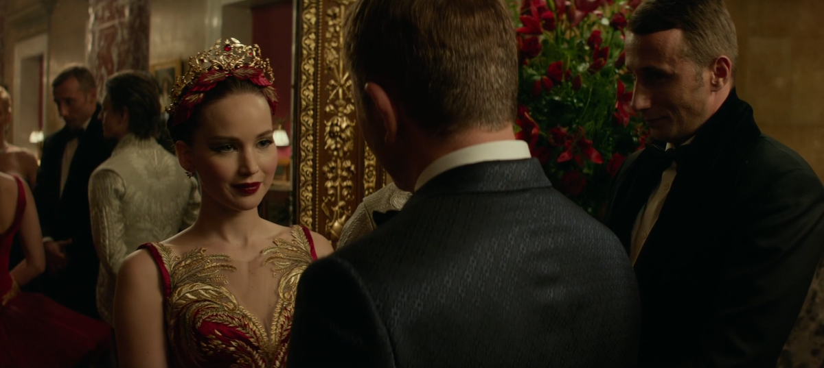 кадр из фильма "Красный воробей"