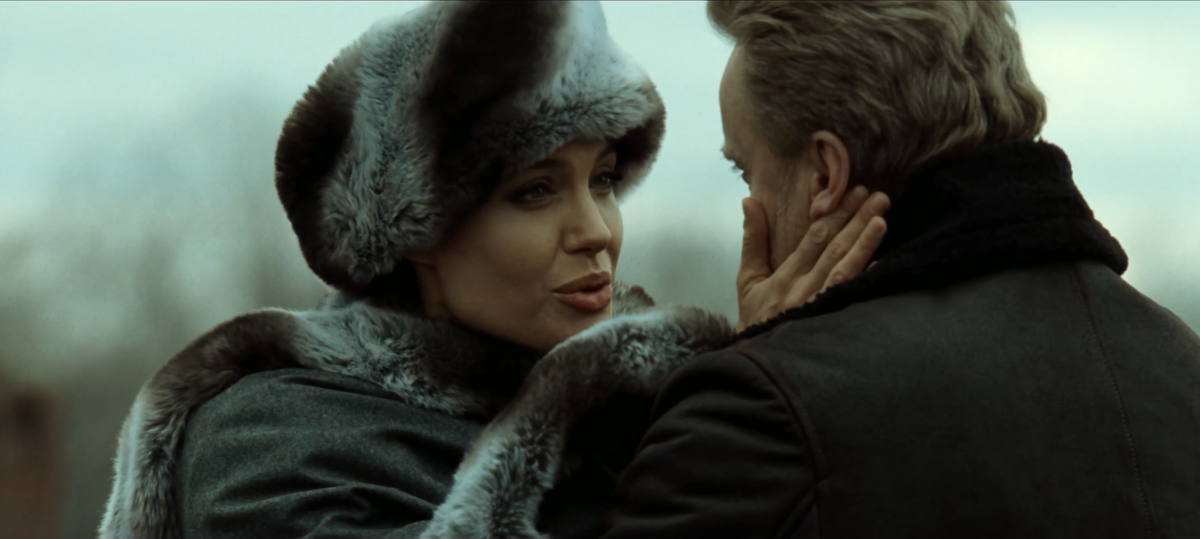 кадр из фильма "Солт"