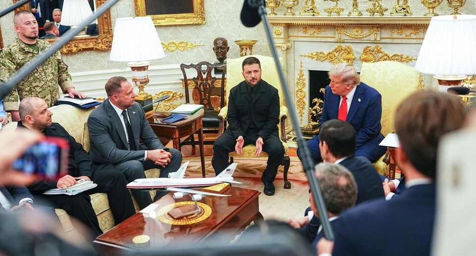    Aaron Schwartz — Pool via CNP/Keystone Press Agency / www.globallookpress.com