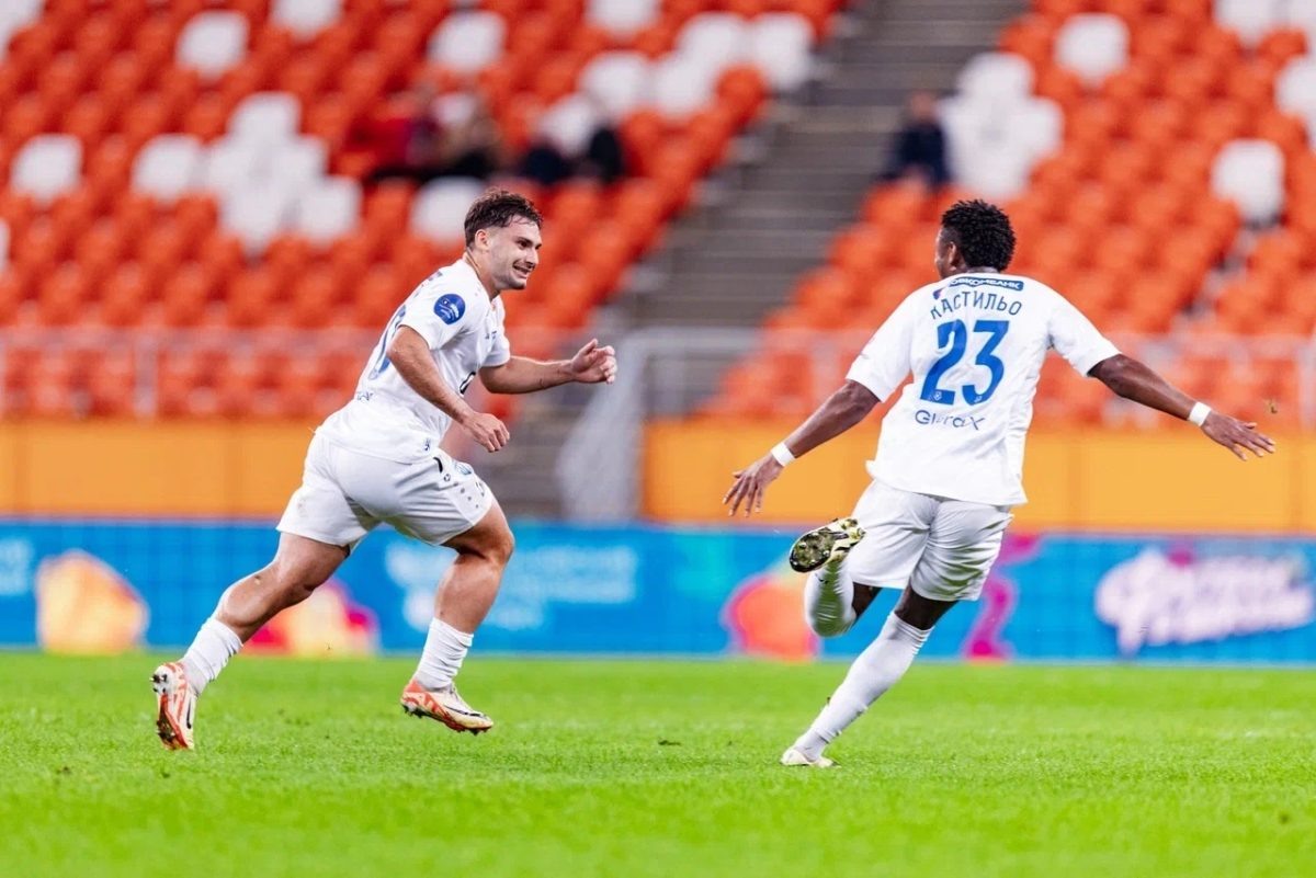    Как и в кубковом матче Хуан Боселли вновь забил гол прямым ударом со штрафного