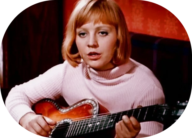 Крючкова в фильме "Большая перемена". Фото взято с общего доступа интернета