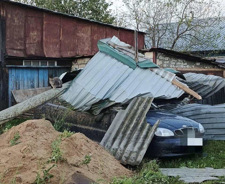    Суксун. Последствия торнадо. © тг-канал "Пермь 360 градусов"