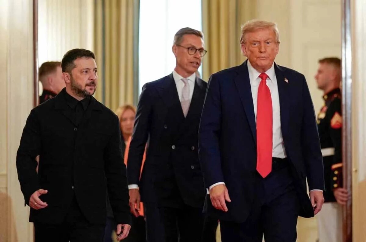    Владимир Зеленский и президент США Дональд Трамп во время встречи в Белом доме.