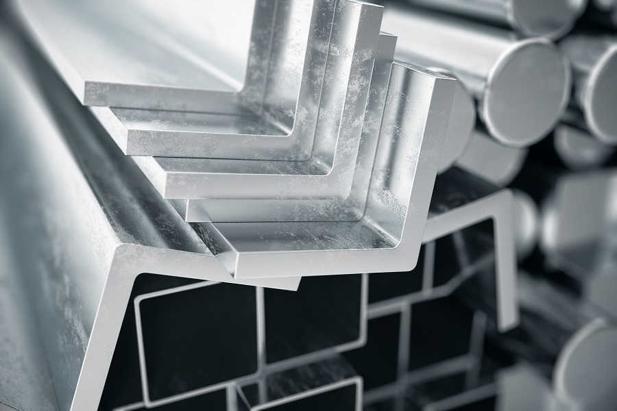 Нержавеющий уголок — это профиль из стали с антикоррозийными свойствами, имеющий L-образную форму.