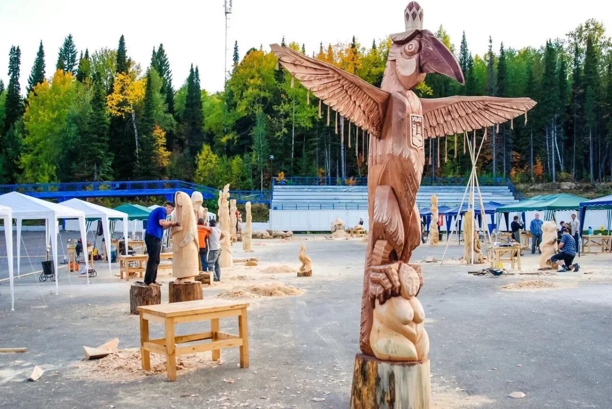    В Уватском районе пройдет фестиваль деревянной скульптуры «Чудотворцы»