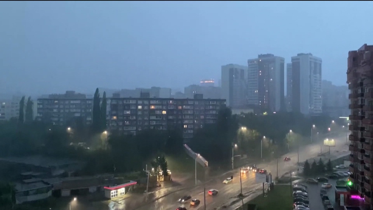    Сильные ливни с крупным градом и грозами прогнозируют в Башкирии синоптики