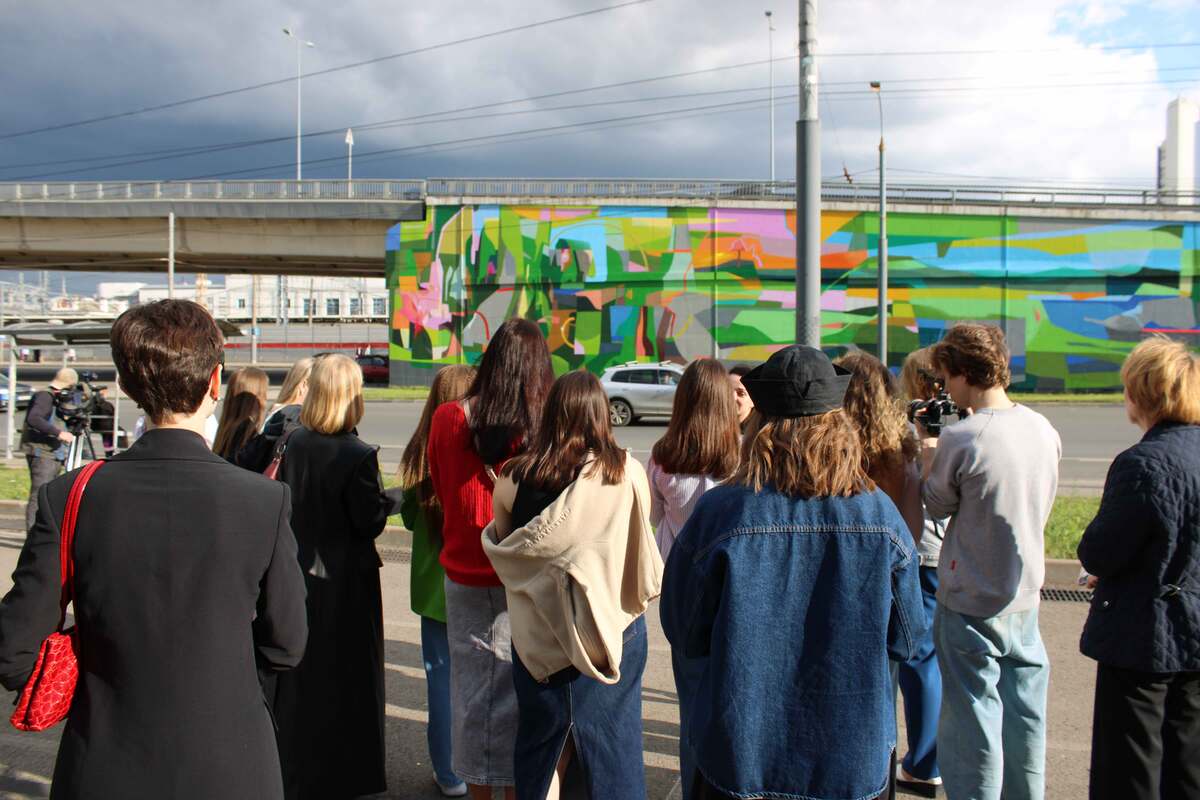 Среди участников – художники из разных городов.  Фото: ФедералПресс / Ксения Кобалия