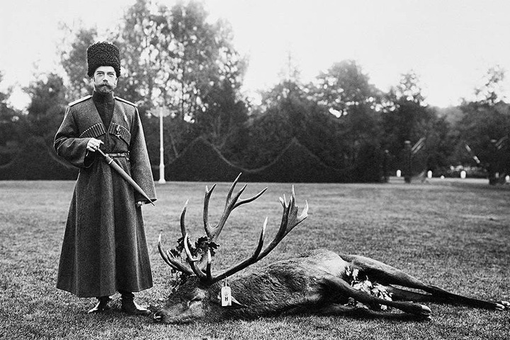 Император с охотничьм трофеем 