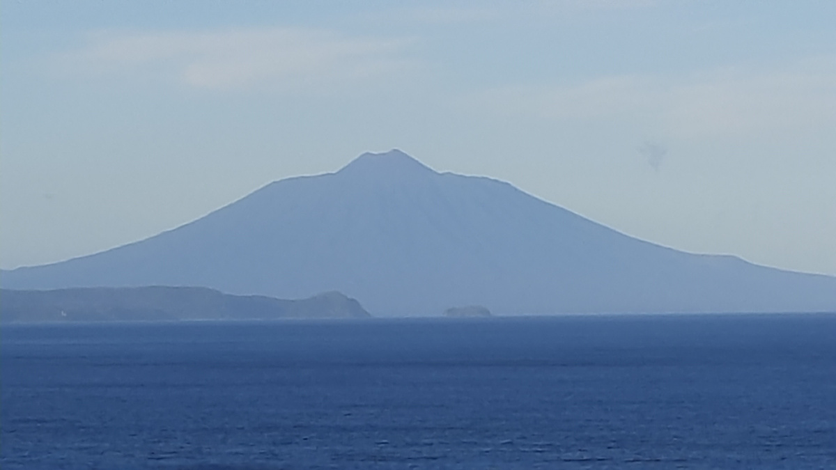 Вулкан Тятя