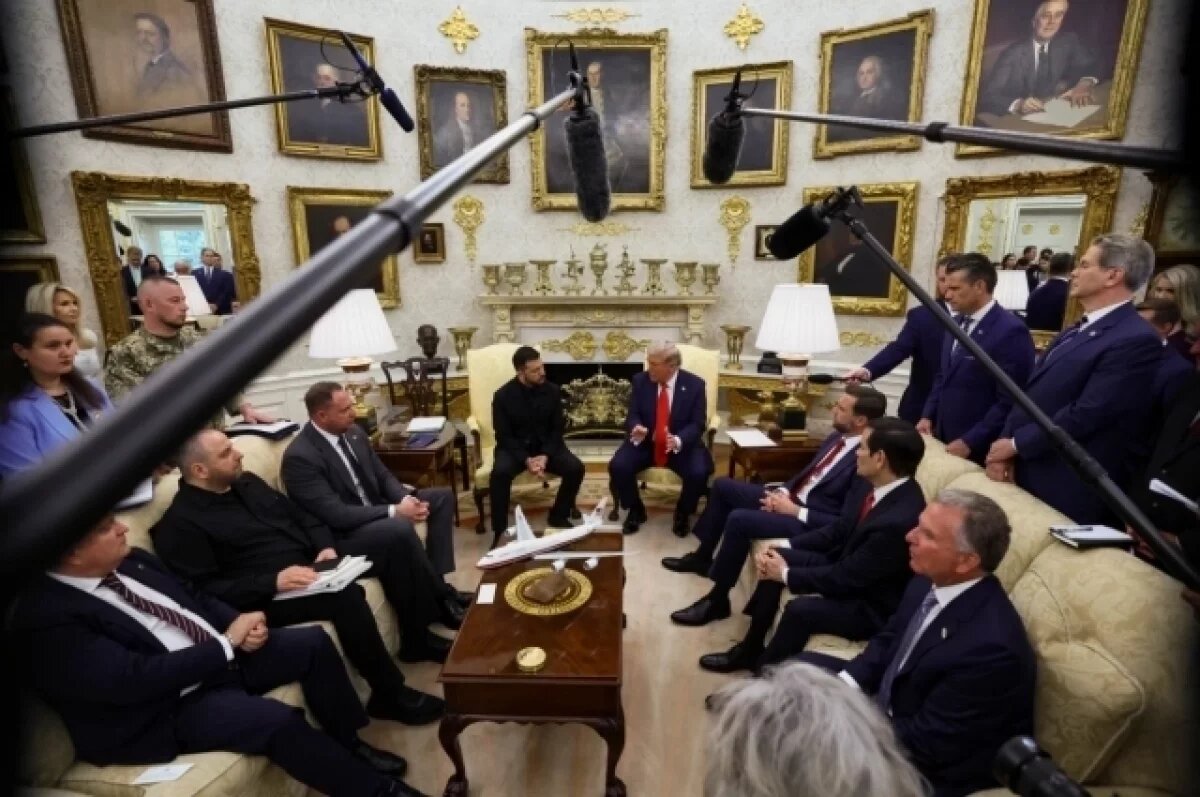    Sun: Зеленский сказал Трампу, что надел на встречу с ним свой лучший костюм